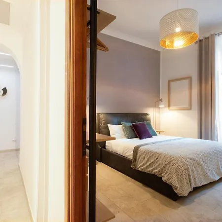 Brusilva Al Colosseo Ρώμη